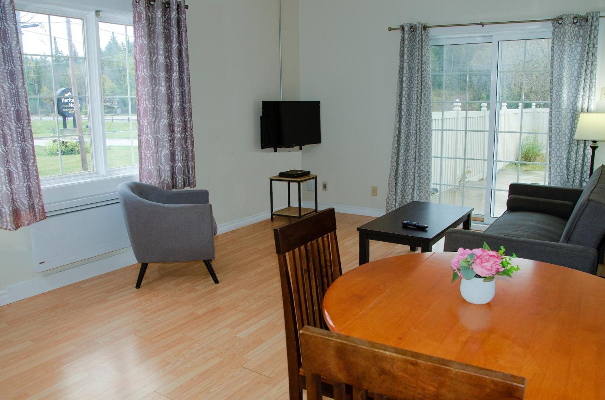 Prospectors Inn Kirkland Lake Exteriér fotografie